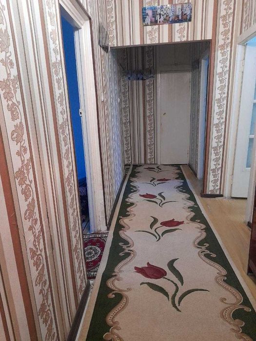 Продаётся 4-комнатная квартира