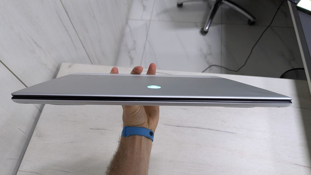Alienware ноутбук