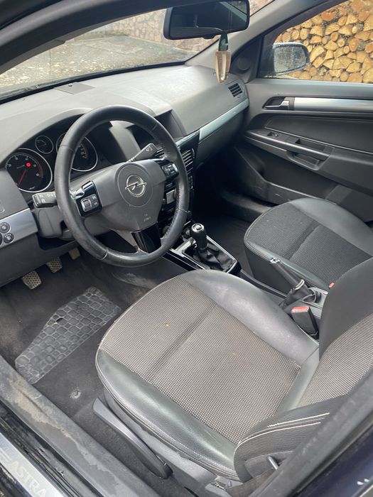 Vind Opel Astra h caravan