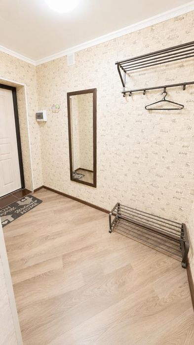 1 ком с кондиционером  Бектурова 15