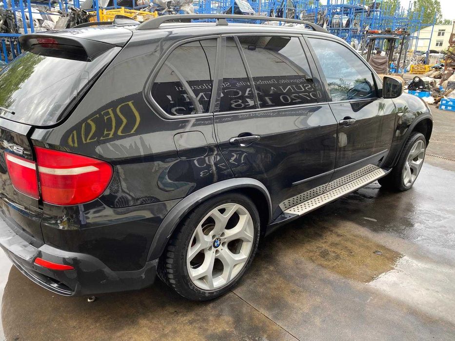 Dezmembrez bmw x5 e70 4.8i N62B48/bara e70/capota e70/far e70/interior