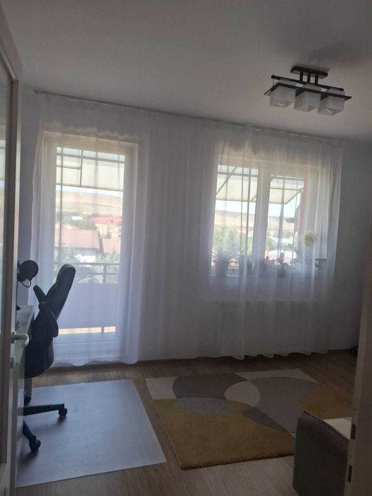 Vând apartament cu două camere în Florești, complet mobilat și utilat