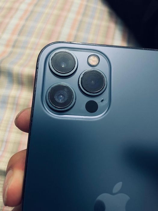 iPhone 12 pro max 256гб