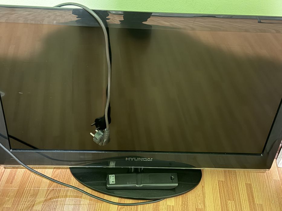 Vand televzor Hyundai in stare perfecta