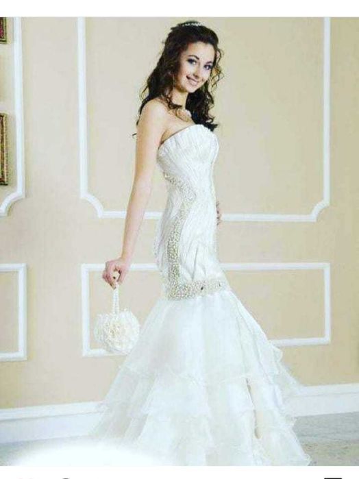 Срочно продам со скидкой свадебные платья