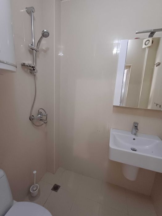 Собственик отдава под наем двустаен апартамент Лятно кино Тракия