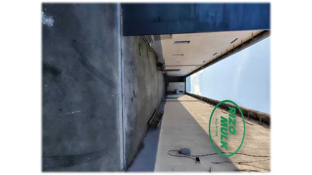 ХХХ  продается склад Янги йул  бетонка юзида  21 сот. цена 410000