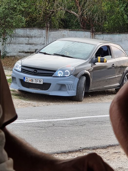 Vând Opel Astra h gtc
