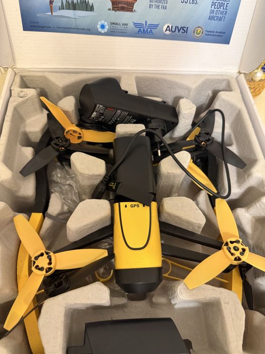 Квадрокоптер Parot Bebop Drone