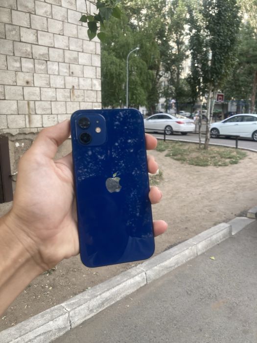 Продам 12 айфон iphone