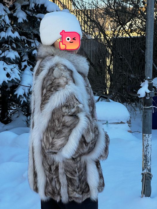 SAGA FOX —  винтажная люкс-шуба из серебристой  лисы, новая