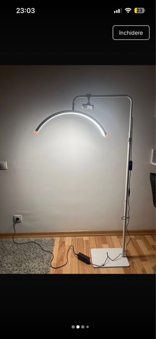 Lampa cosmetica semiluna