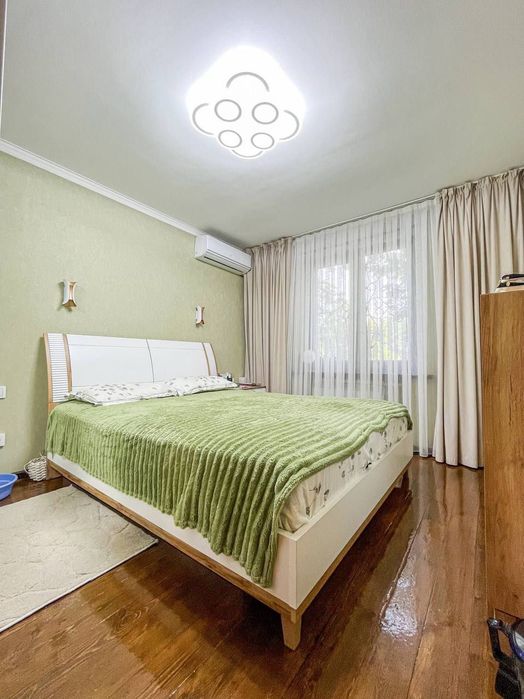 3/4/5 Ялангач,Автосалон Пойтахт,дом кирпич,балкон 2*6,новый ремонт,70м