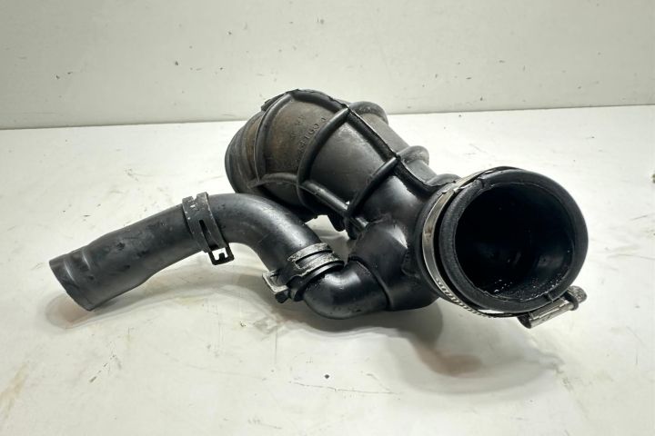 Furtun admisie 24441600 Opel Zafira A seria