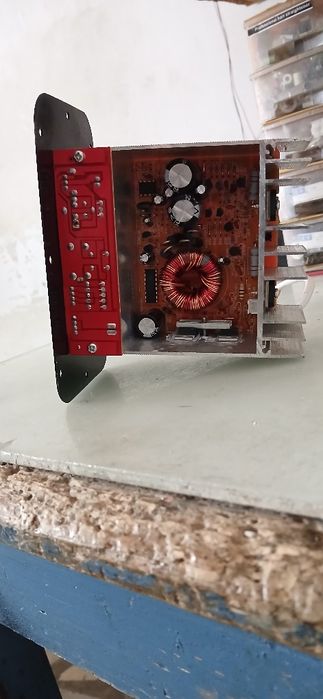 УСИЛИТЕЛ  сотилади