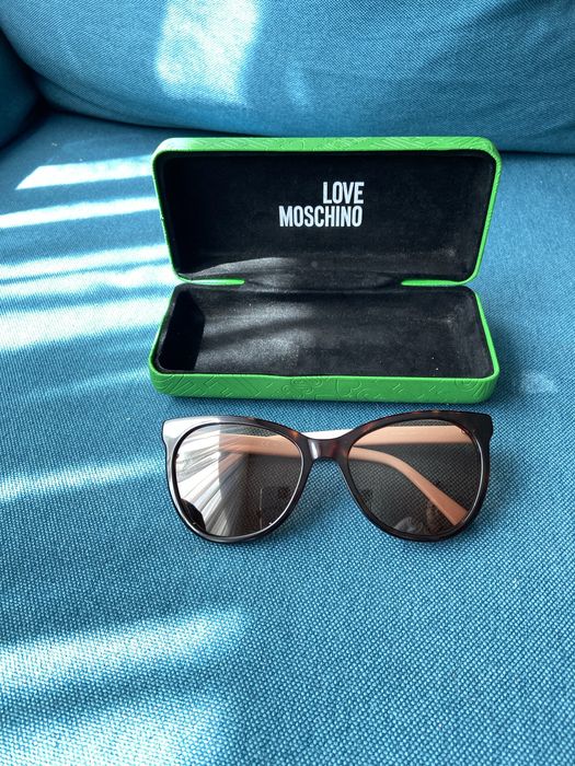 Слънчеви очила Love Moschino