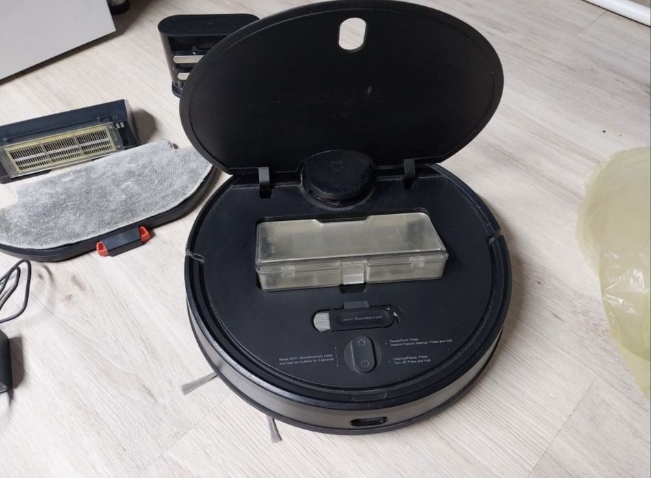 Робот пылесос xiaomi ксяоми