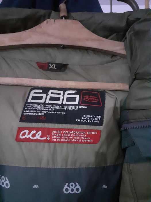 Яке 686 с пух за сноуборд