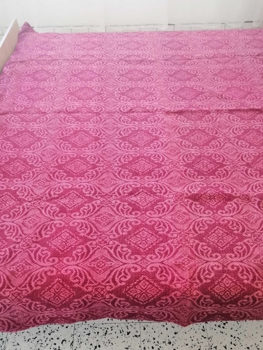 Автентична покривка за легло