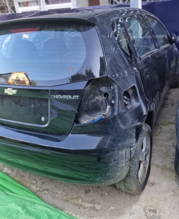Dezmembrez Chevrolet Aveo 2008 și Lincoln Navigator 2007