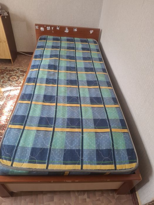 Кровать односпальная