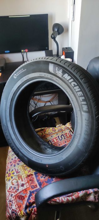 OCAZIE  !!!   Anvelope Michelin -215 65 r17 -vara IMPECABILE..!
