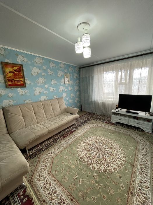 2-комнатная , район 1 поликлинники !