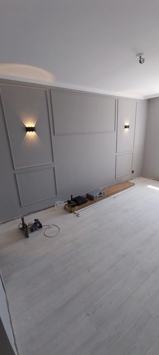 Кафель,ламинат,линолеум,плинтус.