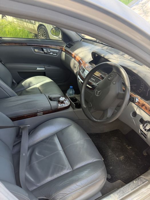 Mercedes S class w221