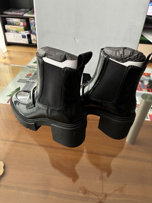 DKNY дамски боти