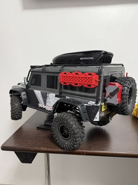 Traxxas TRX4 Defender automodel