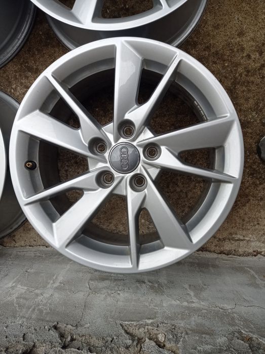 16 5x112 AUDI A3/A4/Q2/Q3 Оригинални-Внос от Австрия