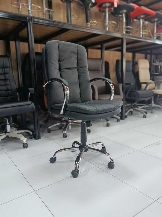 Кресло для офиса и дома - Roger