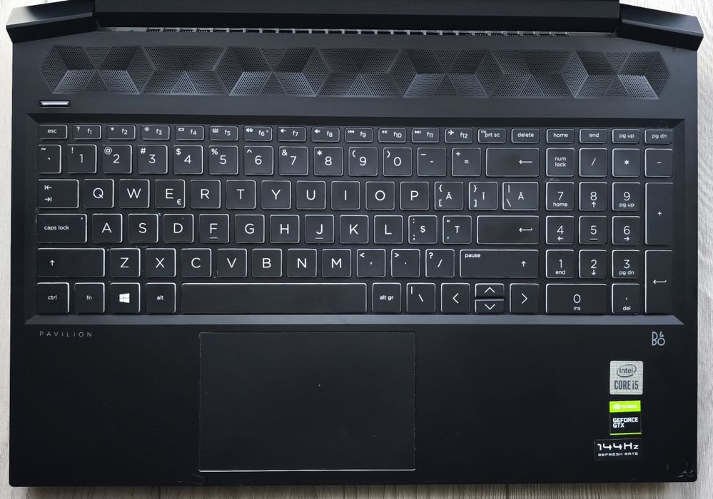 Laptop HP Pavilion Gaming 16-a0076nq  i5-10300H, 16.1" FHD/16GB/512GB SSD/GTX 1650Ti 4GB, W11, Shadow Black