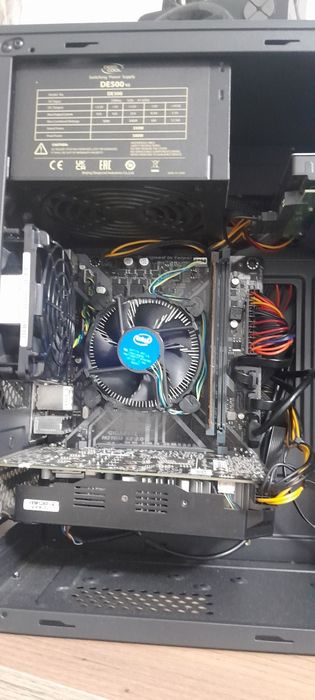 Продам системный блок Core i5 8500