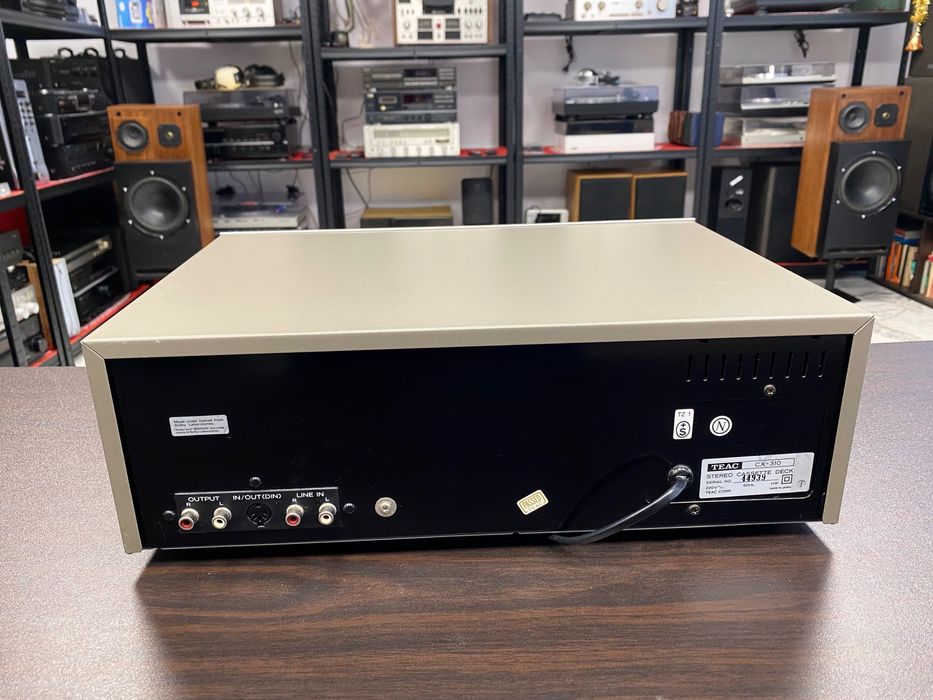 Касетен дек Teac