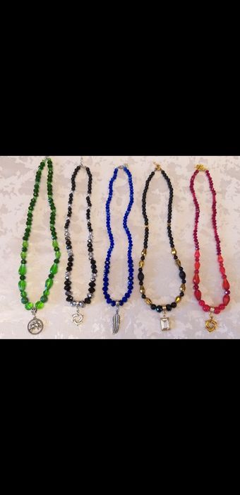 Чокер на шею по 2500тг.