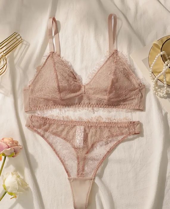 Комплекте нижнее белье