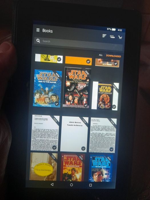 Vind amazon fire generația 5 cu peste 2300 de cărți în limba română