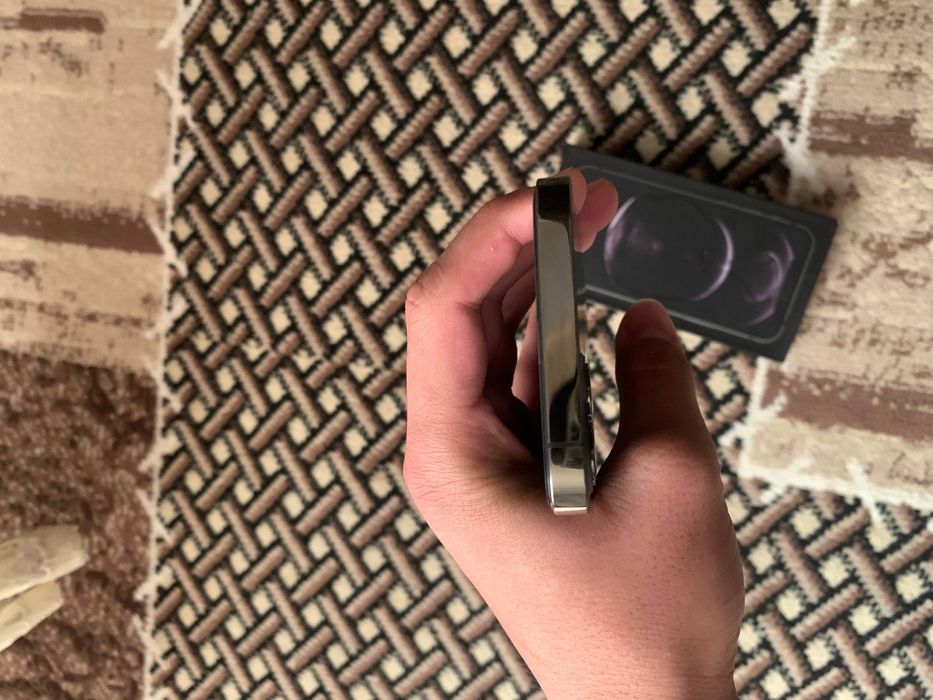 Iphone 12 Pro ideal SROCHNA