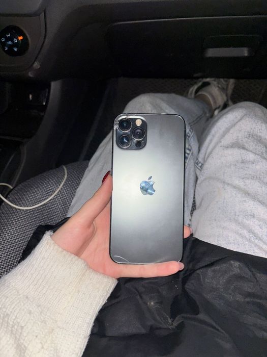 Iphone 12 pro продам