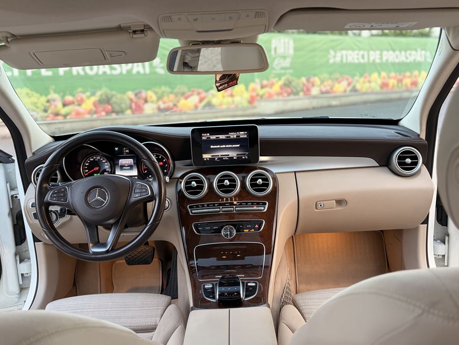 Mercedes-Benz C-Class W205 4Matic AirMatic | 2.0 Benzină | AMG | Panoramic | Istoric Reprezentanță