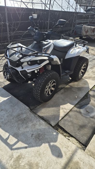 Vând atv linhai 400cc