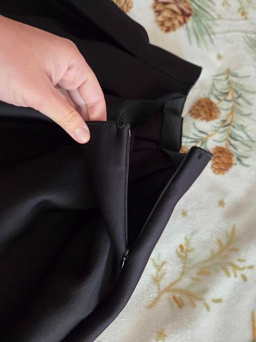 Втора употреба поли и блузи