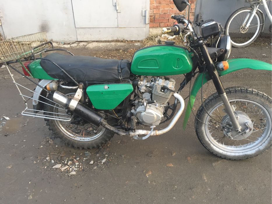 Мотоцикл, эндуро 200