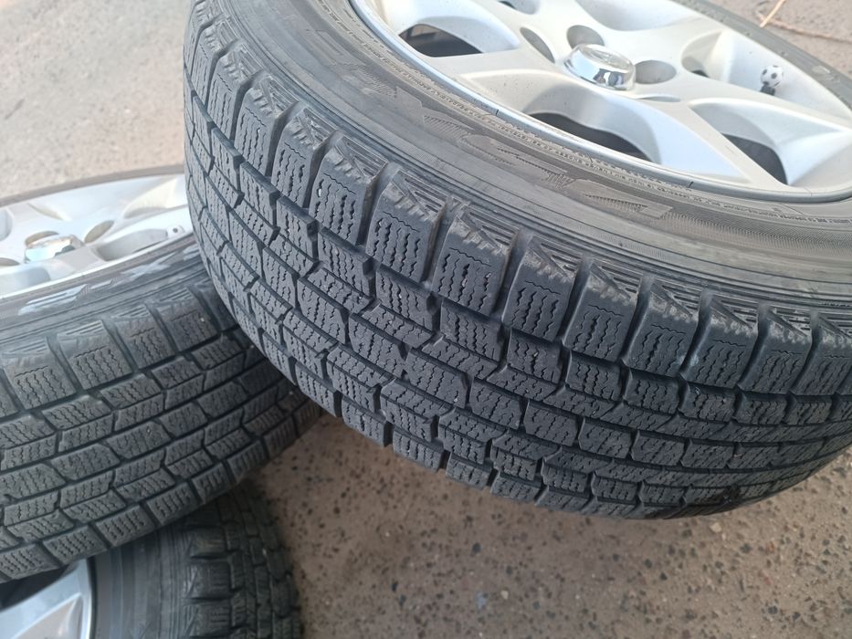 Шины с диском размером 215/60/16