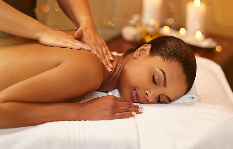 Masaj terapeutic cu deplasare la domiciliu tău.