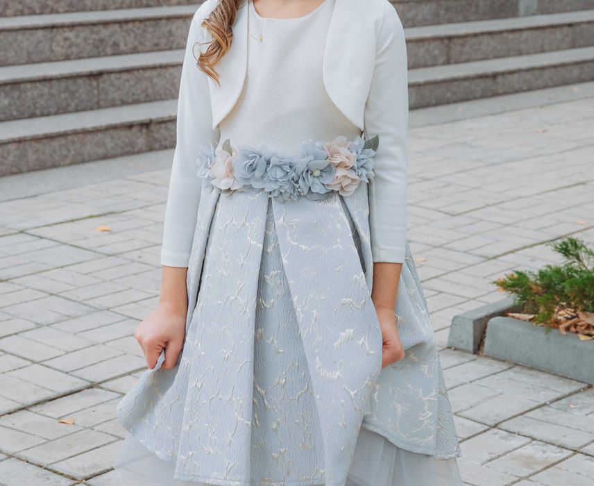 Страхотна официална рокля