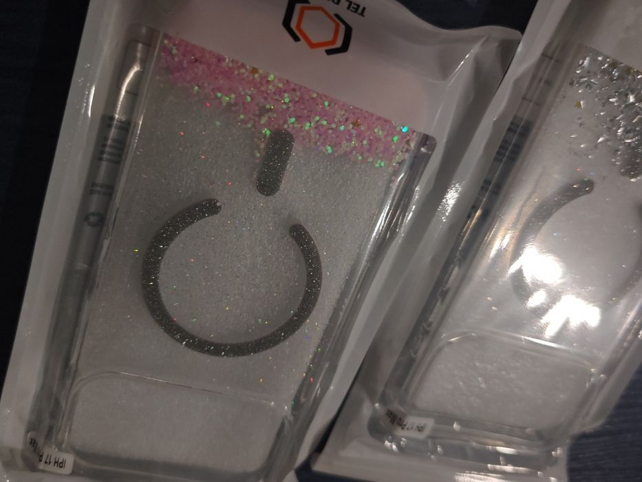Iphone 17 Pro Max Magsafe блестящ гръб