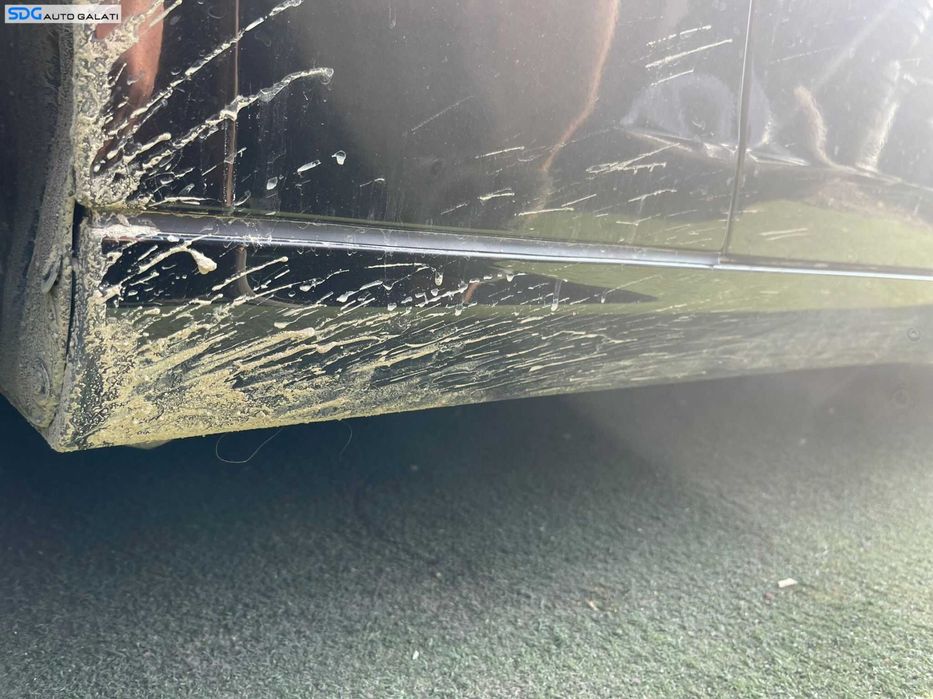 Prag Ornament Plastic Stanga Mercedes CLS C219 W219 2004 - 2010 Culoare C197 [C0275]